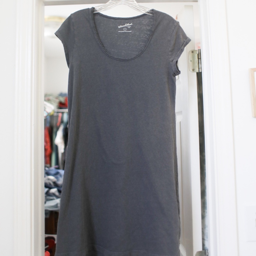 Universal thread T-shirt dress